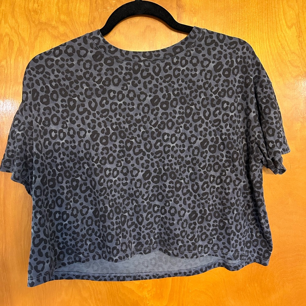 Victoria’s Secret sport leopard crop top
